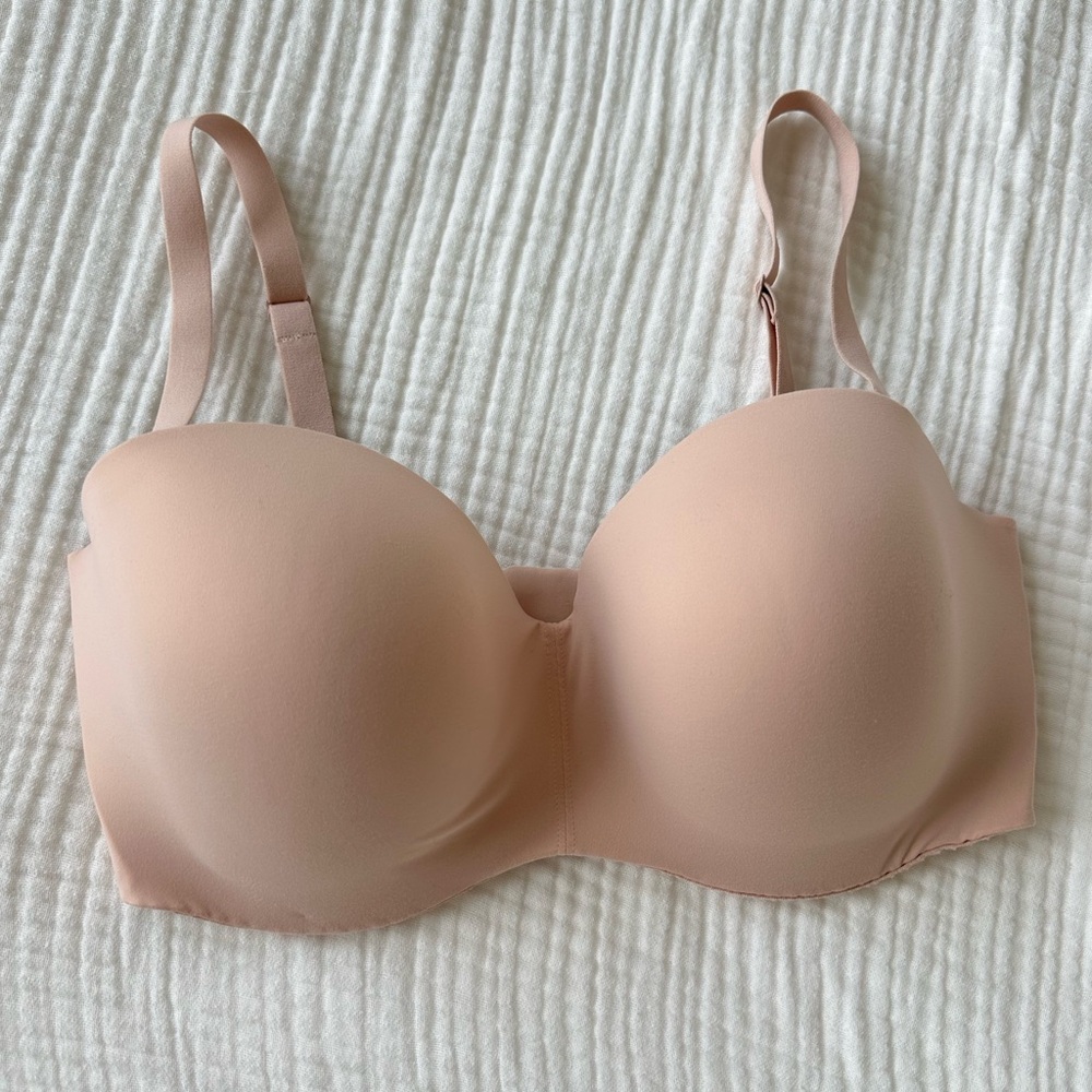 Chantelle bra - Norah Padded Strapless / Adjustable Underwire Bra - size 34G